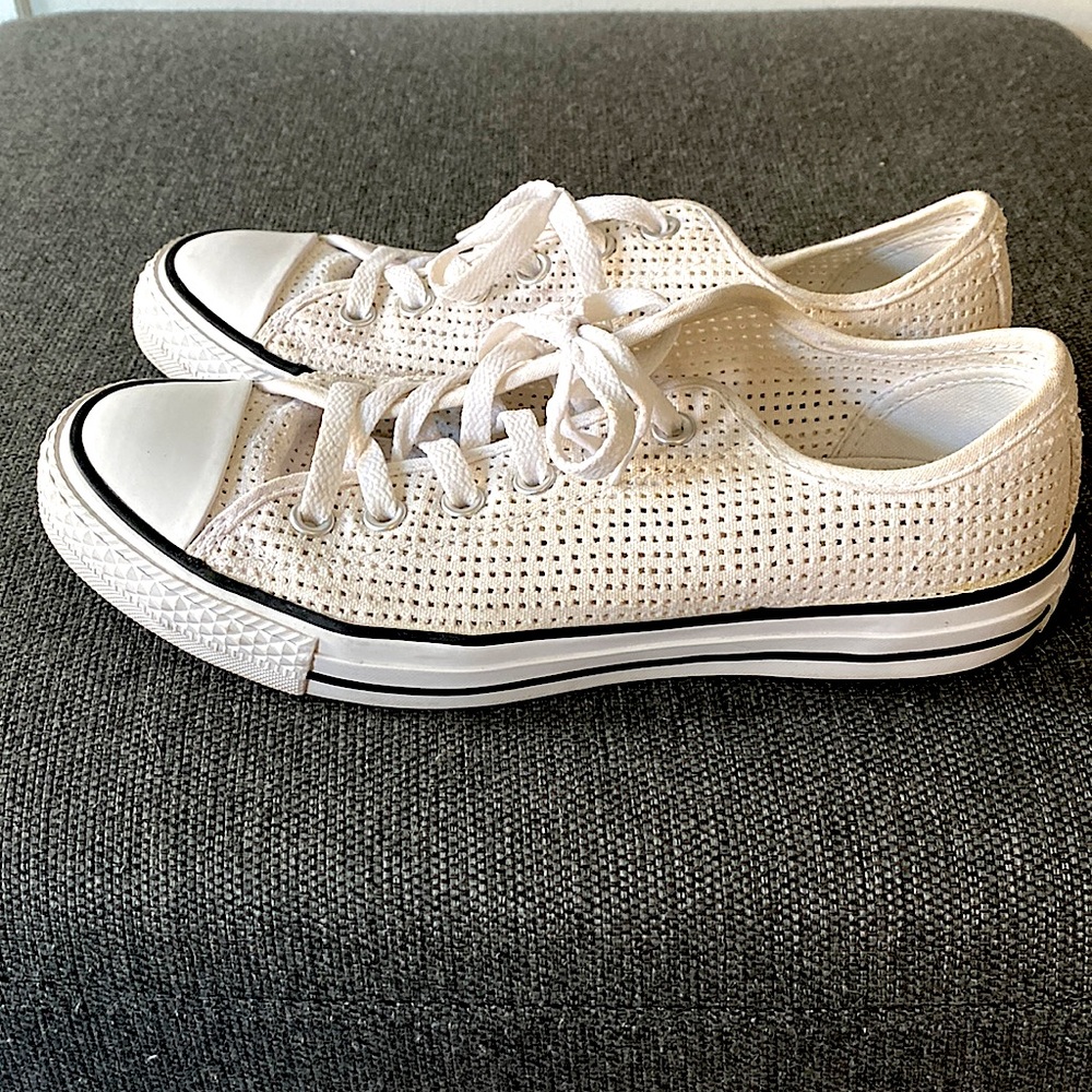 Womens Converse White